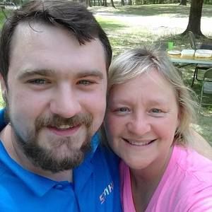 Meet your Posher, Elaine